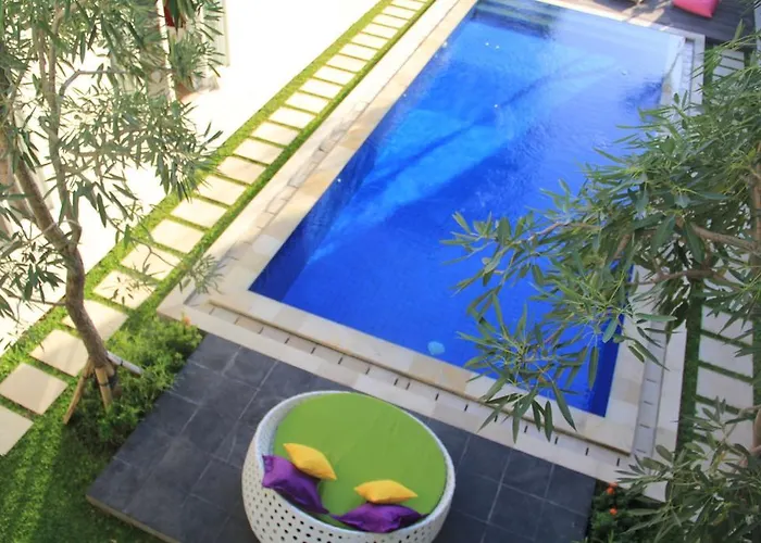 Hotel The Vinhill Denpasar